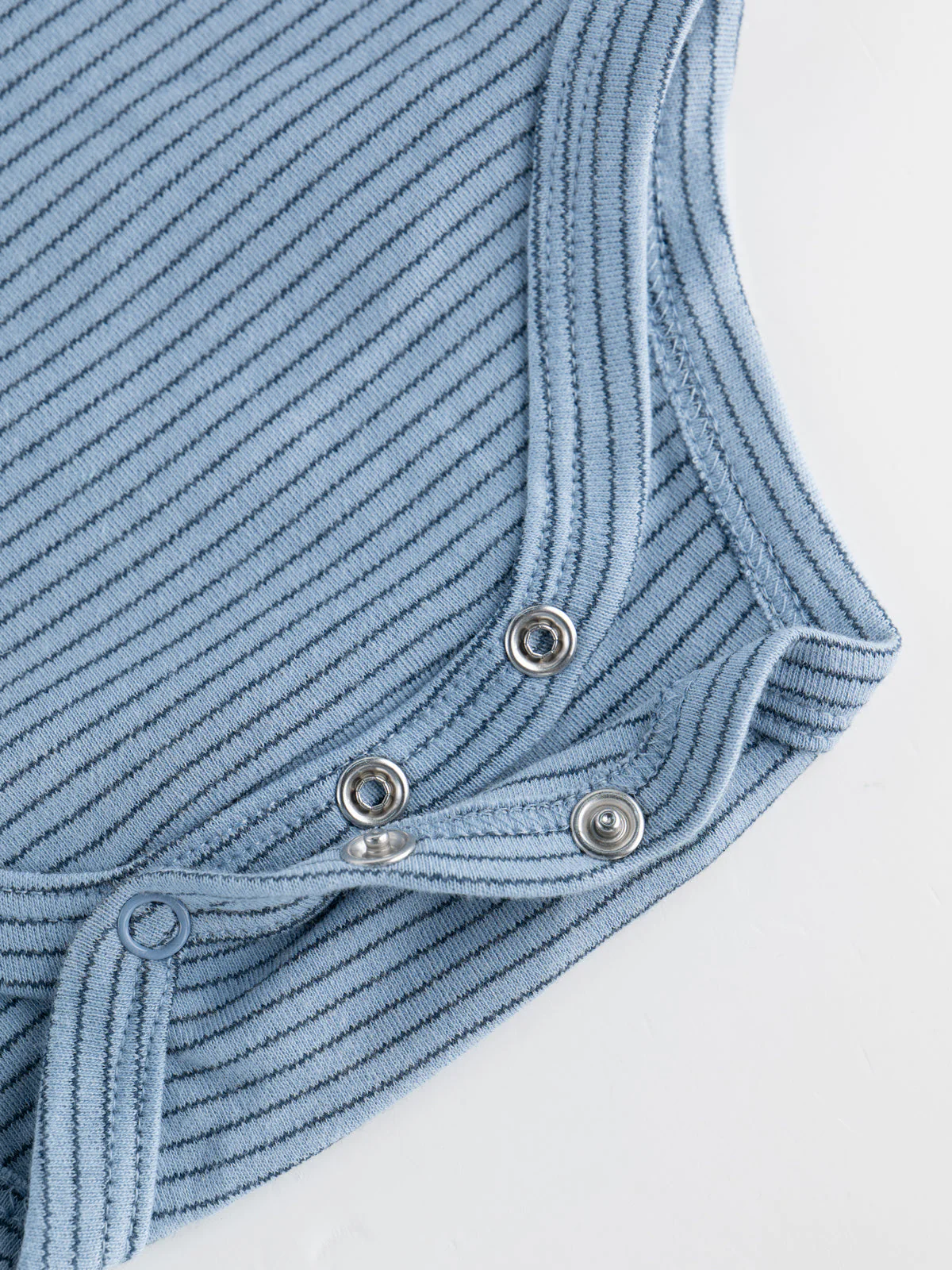 Popees Skin-friendly & Comfy Bodysuit (3-12 Months) for Boys - Image 3