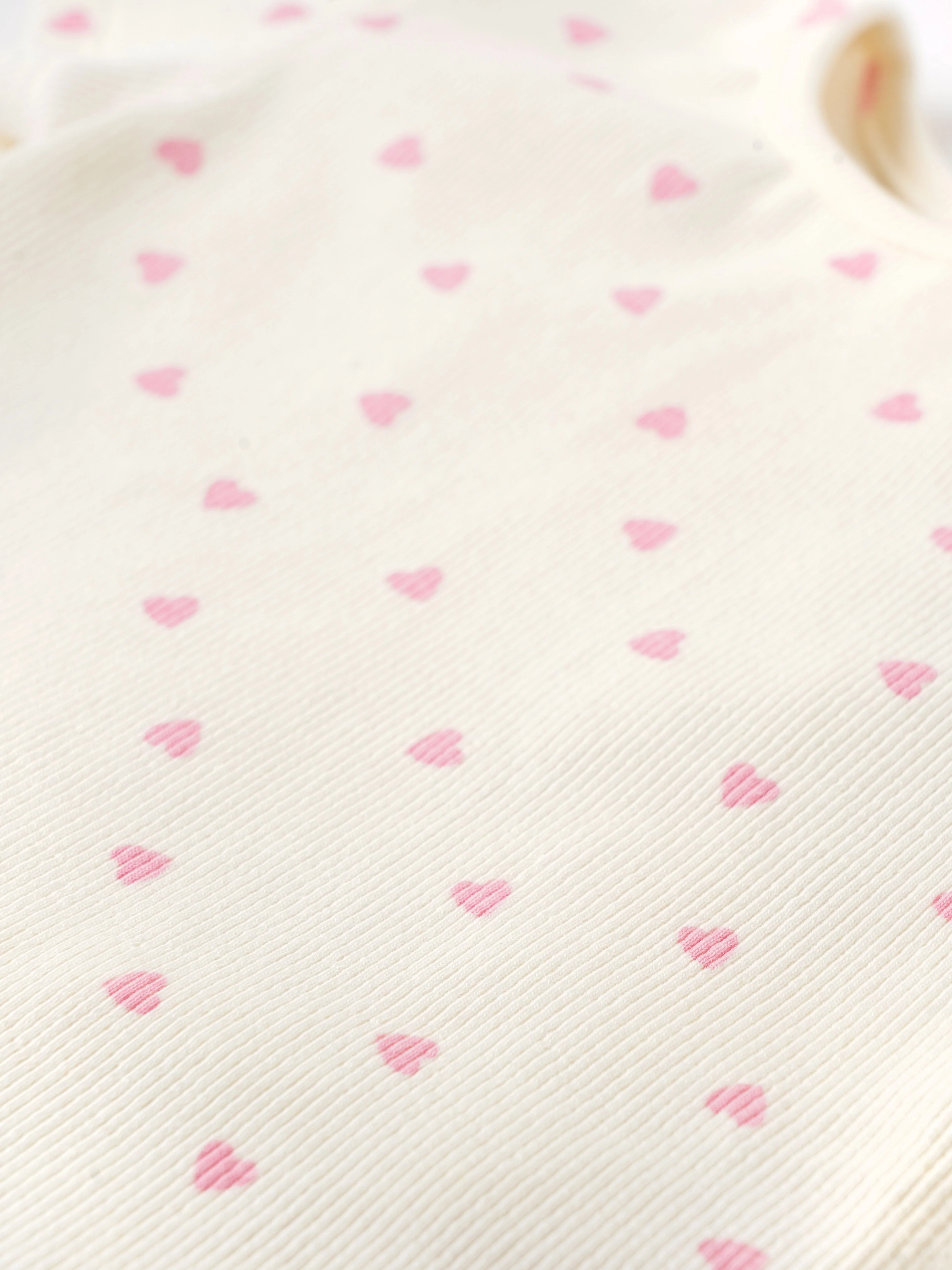 Popees Short Sleeve Heart Print Top (0-9 Months) for Baby Girls - Image 4