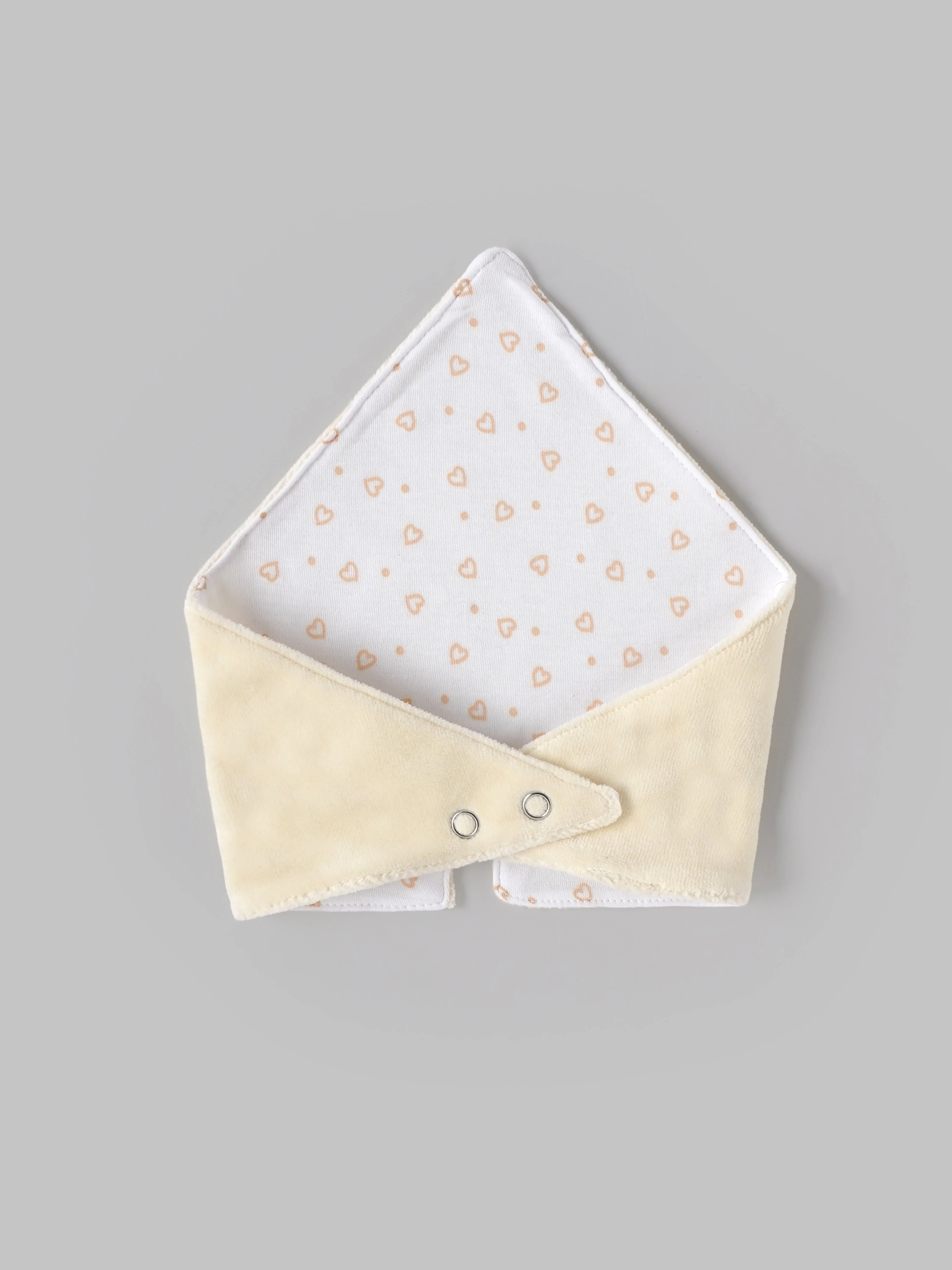 Popees Cute Printed Bib for Little Ones (2PCS) (color and design may vary depending on availability) - Image 4