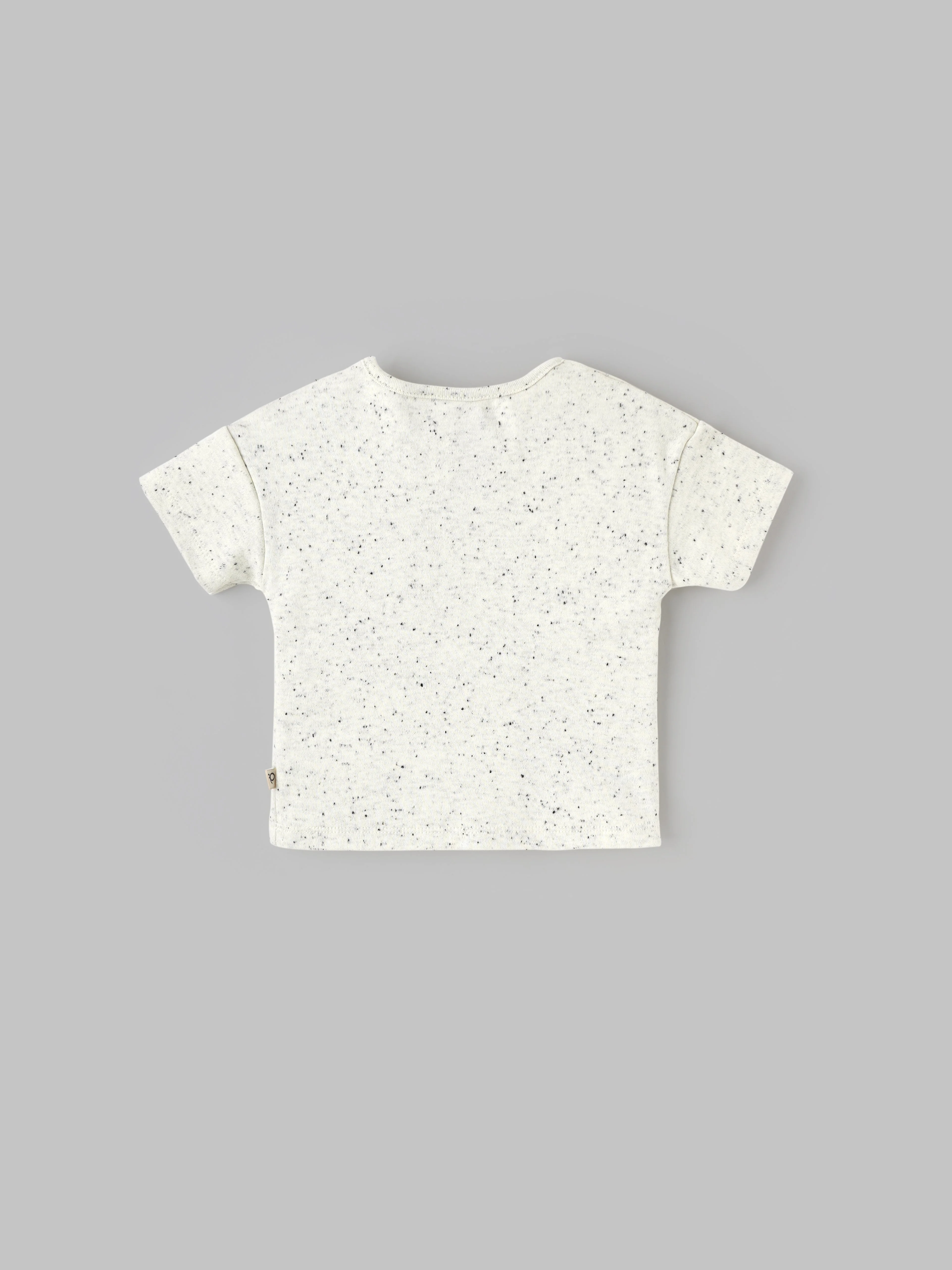 Popees Everyday Wear Baby T-Shirt – Stylish Speckle Print Half Sleeve Tee with Side Buttons(3-24Months)for Baby Boys - Image 2