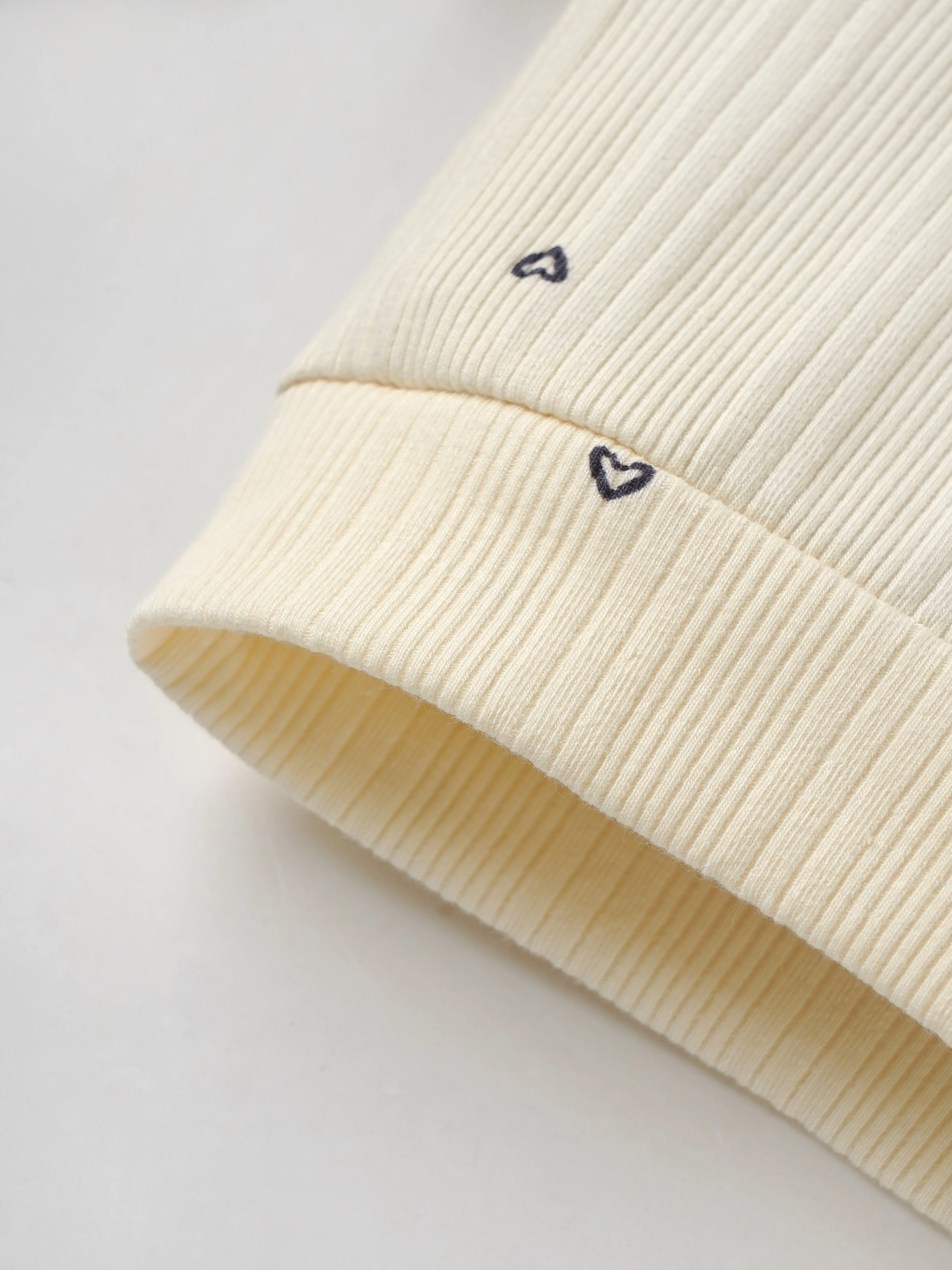 Popees Soft & Stylish Heart Printed Full Sleeve Top (1-9 Months)for New Girls - Image 4