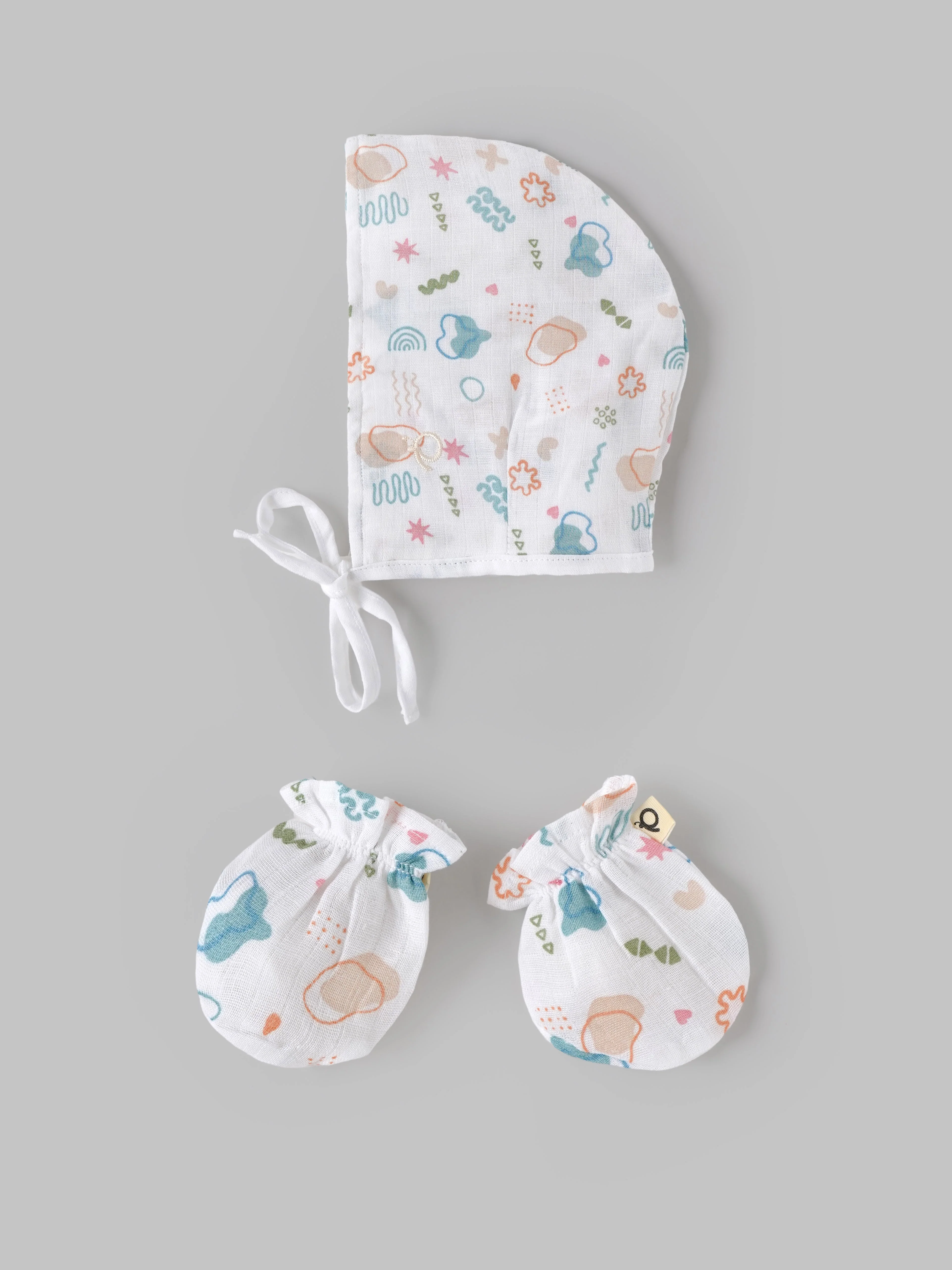 Popees Newborn Baby Muslin Clothing Gift Set 6-Piece| 100% Cotton Soft Breathable Essentials Kit |0-1 & 3-6 Months - Image 5